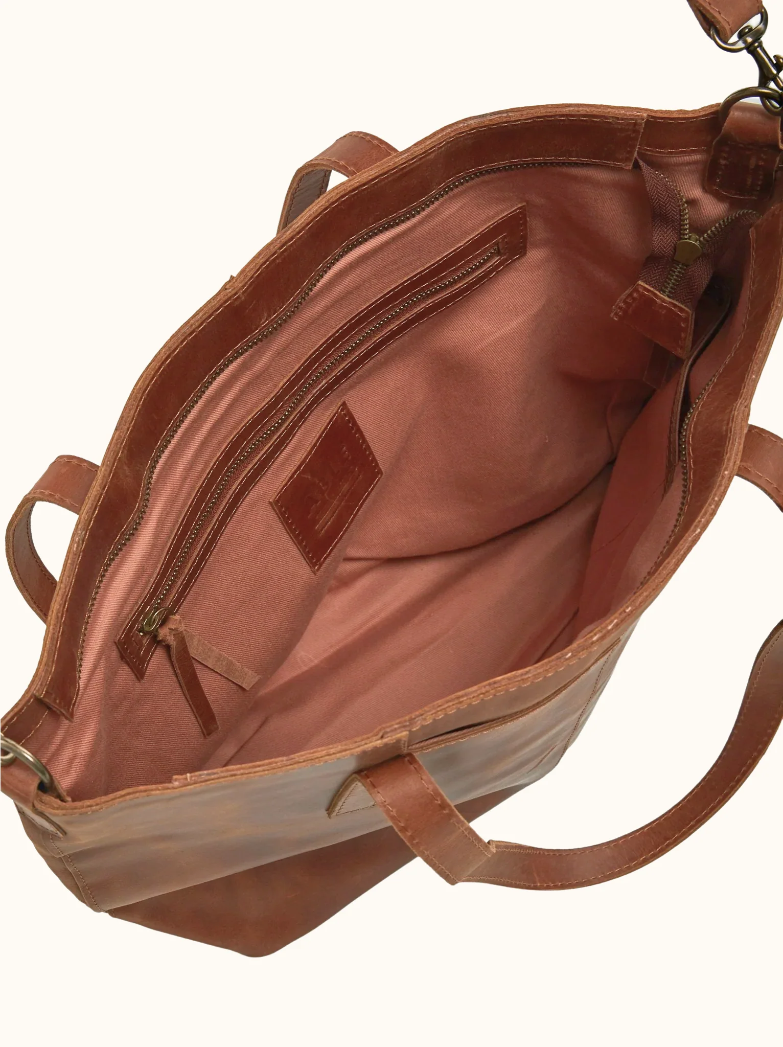 Alem Utility Bag - Image 8