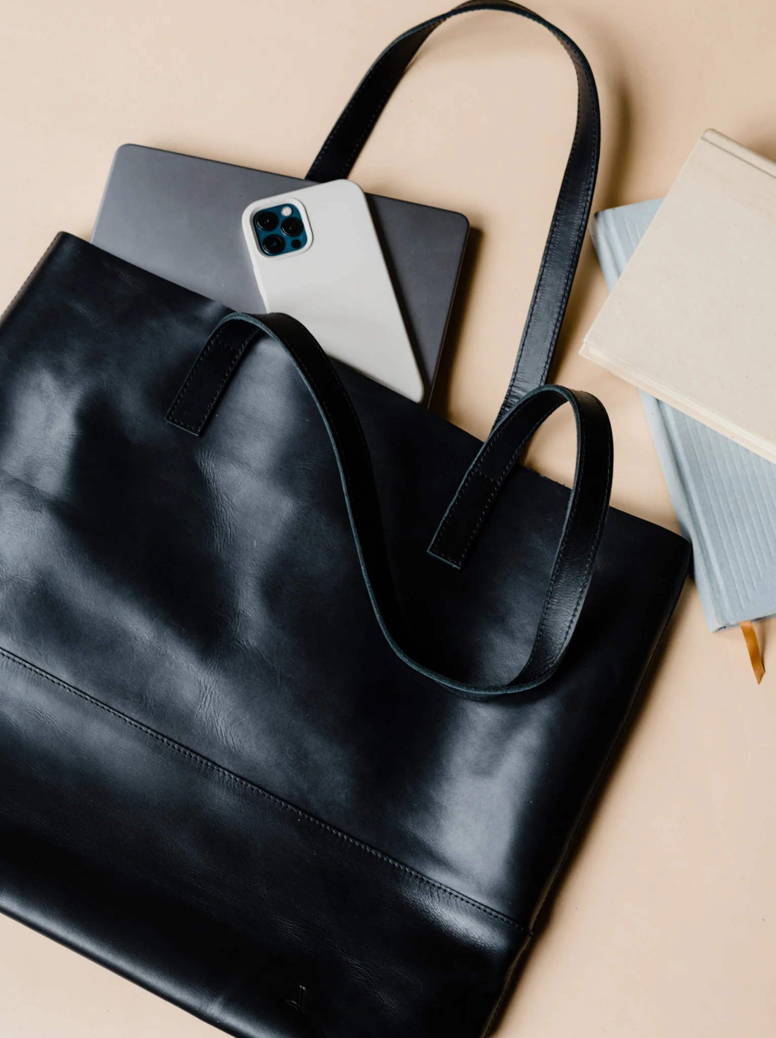 Mamuye Classic Tote - Image 14