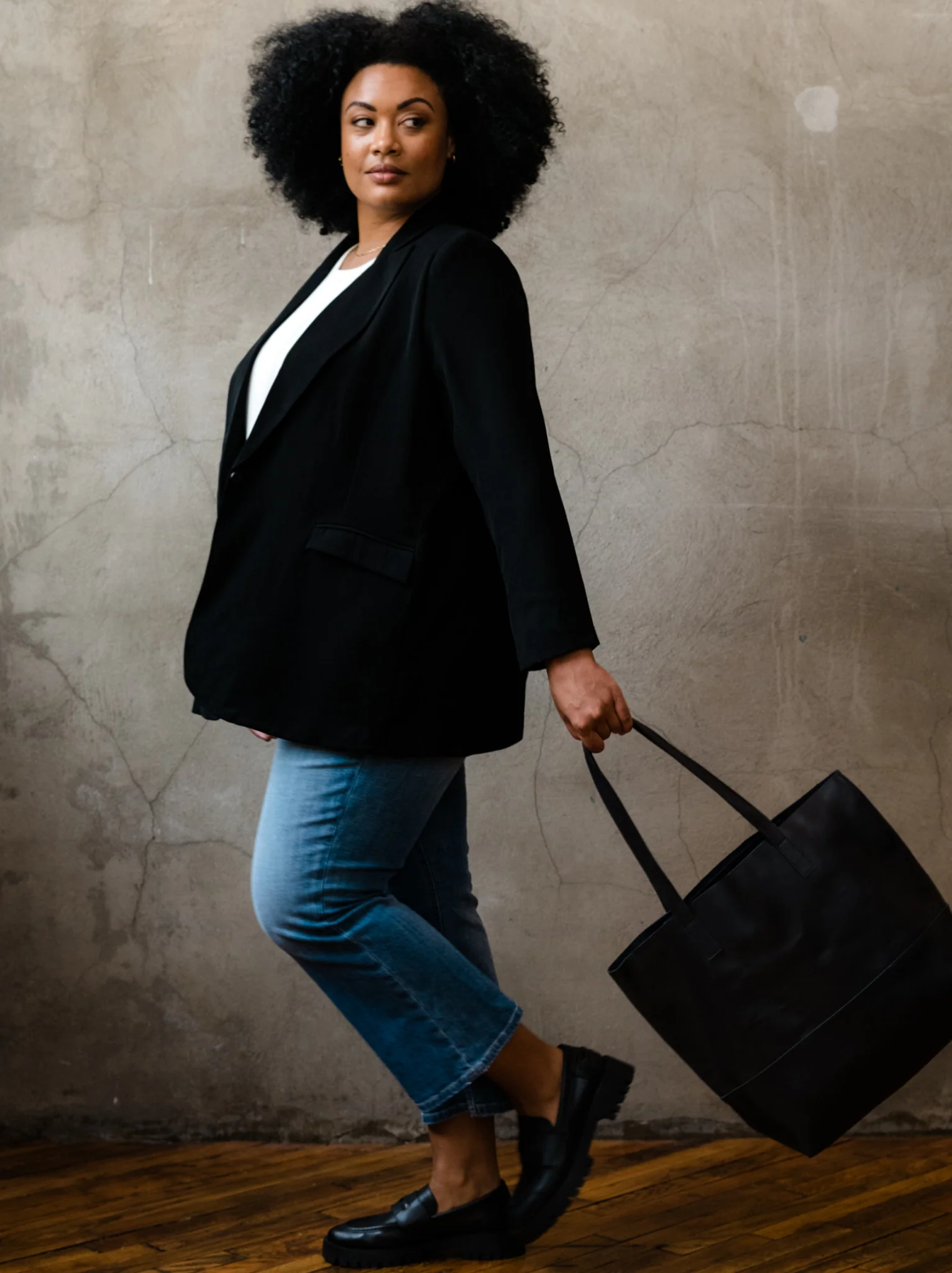 Mamuye Classic Tote - Image 15