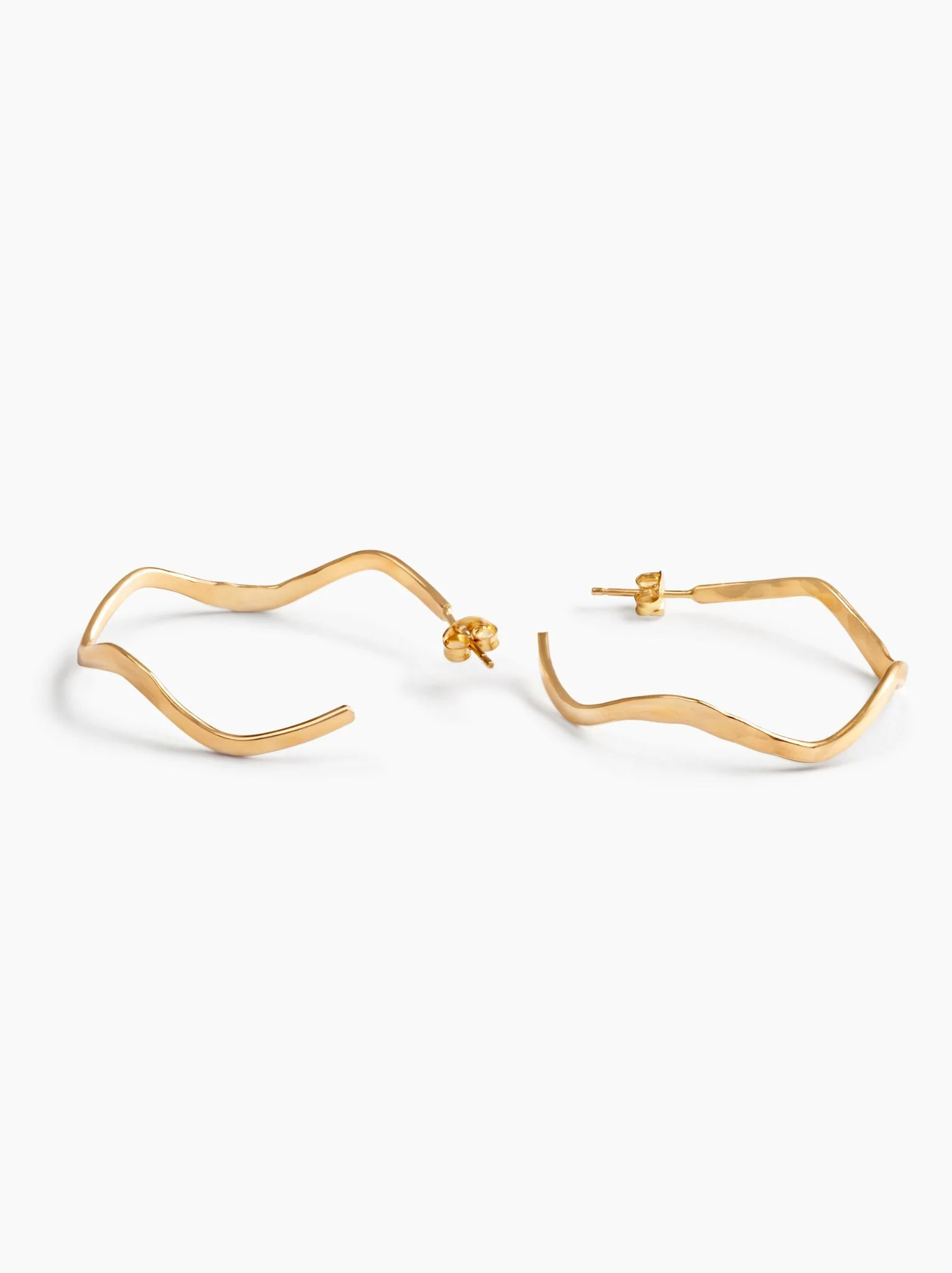 Olivia Wavy Hoops - Image 3